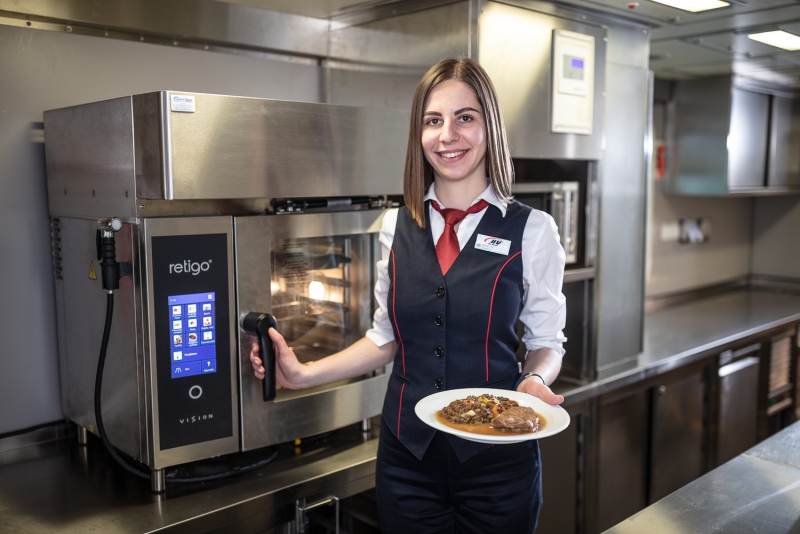 Vagones de tren restaurante de JLV, a.s.